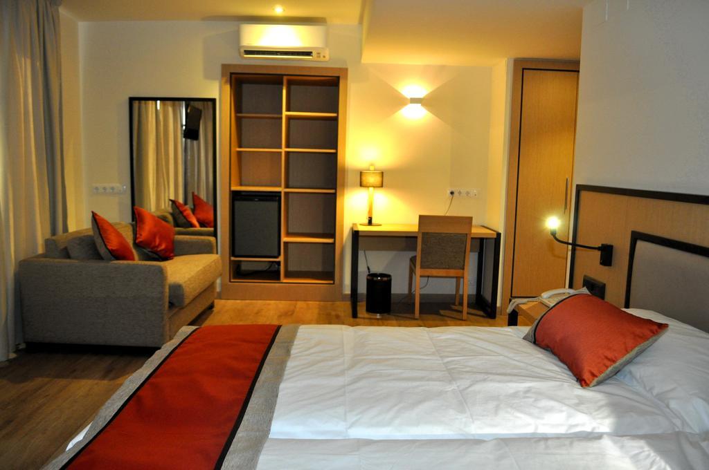 Hotel Sole Pobla de Segur Room photo