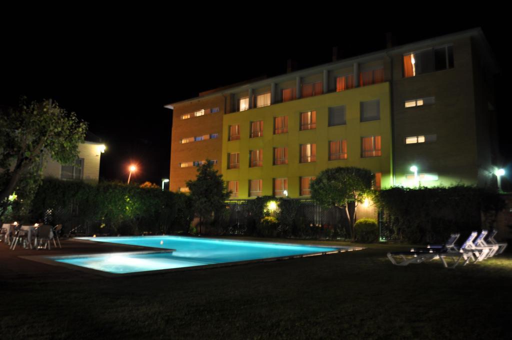 Hotel Sole Pobla de Segur Exterior photo